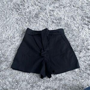 Aritzia Tie Front Shorts